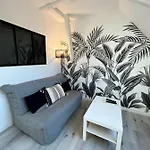 Διαμέρισμα L'ensoleille - Classe 2 Etoiles - Nay Centre -